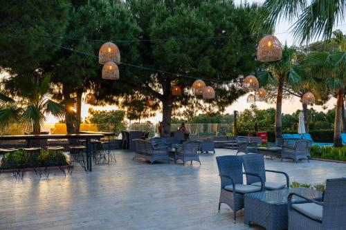 Zahrada ubytování Ramada Resort Kusadasi & Golf