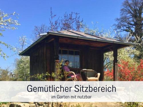 Фотография из галереи Dießener Zinnmanufaktur - Gemütliche Ferienwohnung mit Parkplatz und Haustiere willkommen в городе Дисен-ам-Аммерзе