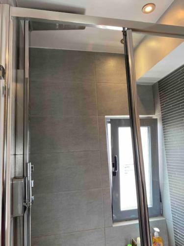 Top roof luxury studio near metro!