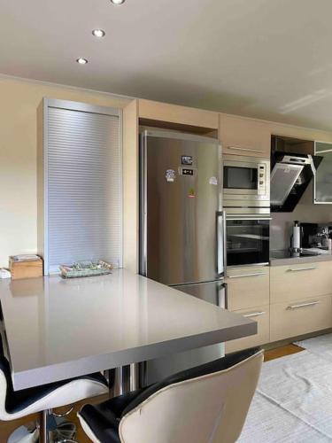 Top roof luxury studio near metro!