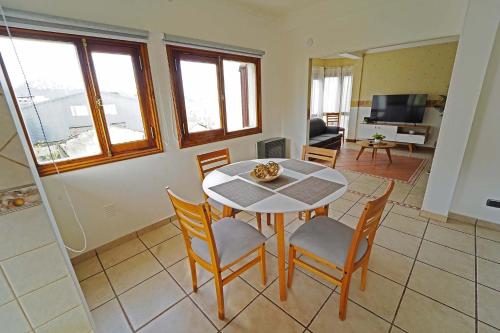 Et opholdsområde på Departamento amplio y equipado - Roca 2