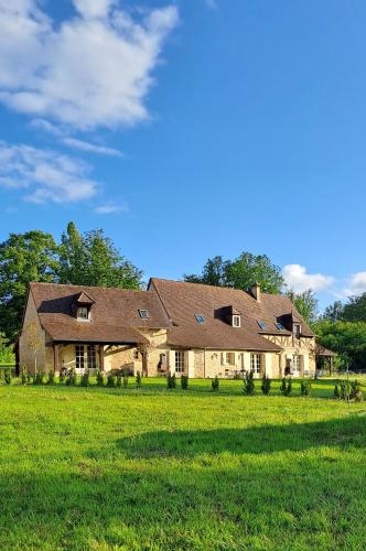 Das Gebäude in dem sich das Ferienhaus befindet