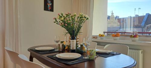 Imagen de la galería de Wroc'LOVE Haukego Bosaka Check-In 24h, en Wroclaw