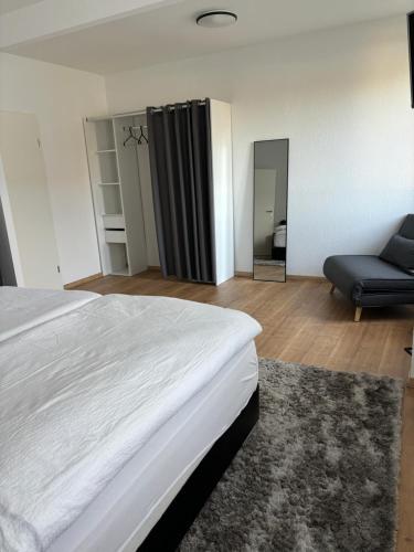Una cama o camas en una habitación de Am Pferdestall