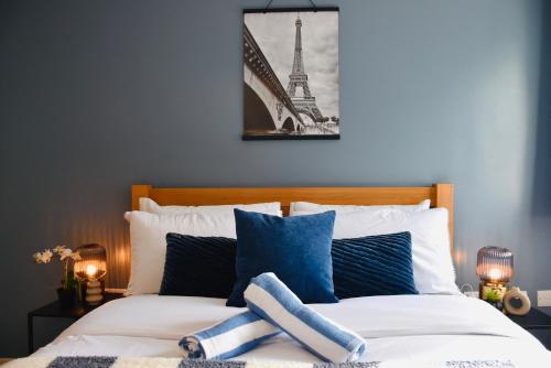 Ένα ή περισσότερα κρεβάτια σε δωμάτιο στο Luxurious & Spacious 2 bed Apartment in Milton Keynes