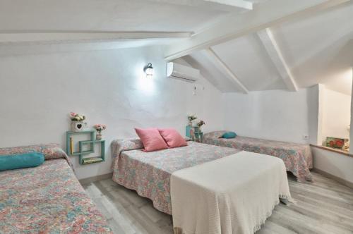 A bed or beds in a room at Rincón de Marco y María