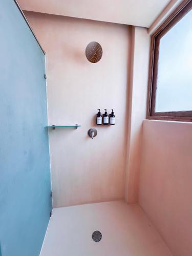 Koupelna v ubytování Xeno Hotel Boutique