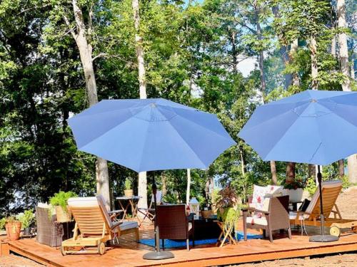 Foto de la galería de Waterfront - Luxury RV - Sleeps 6 en Etoile