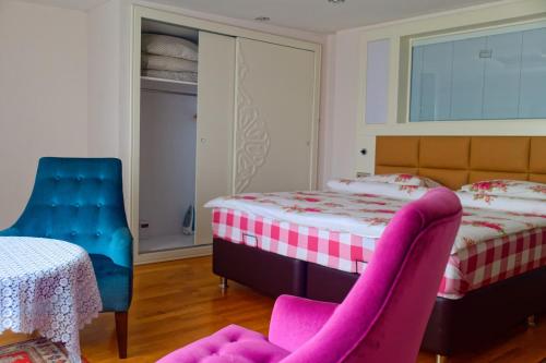 Ada Hotel Istanbulにあるベッド