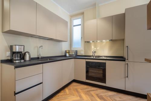 Luxury Bridge Apartment