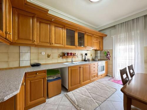 Historic Seaview Getaway Near the City Center