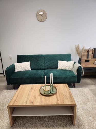 Χώρος καθιστικού στο Offbase Lodging No8