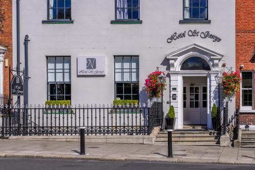 Hotel St George by Nina Image