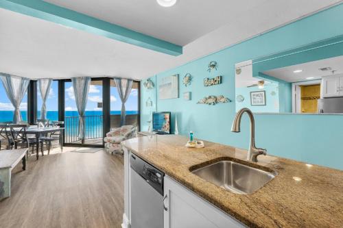 Sunbird Resort! Stunning Beach and Ocean Views! by Dolce Vita Getaways PCB photo 15