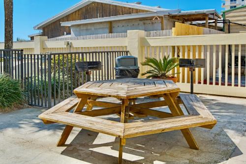 Sunbird Resort! Stunning Beach and Ocean Views! by Dolce Vita Getaways PCB photo 33