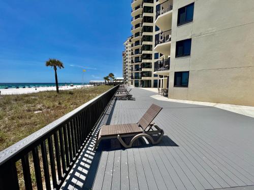 Sunbird Resort! Stunning Beach and Ocean Views! by Dolce Vita Getaways PCB photo 31