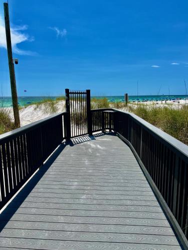 Sunbird Resort! Stunning Beach and Ocean Views! by Dolce Vita Getaways PCB photo 37