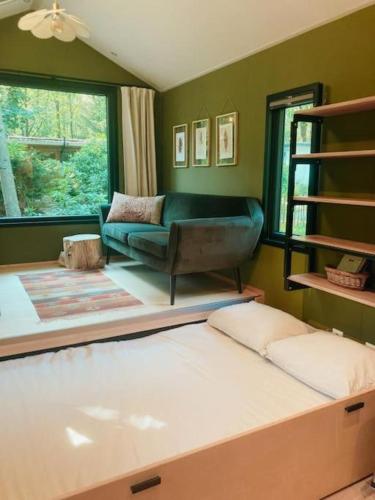 Sfeervol Tiny House in het Bos