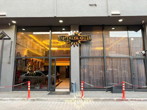 Фотография из галереи Vantalya Otel в городе Bostaniçi