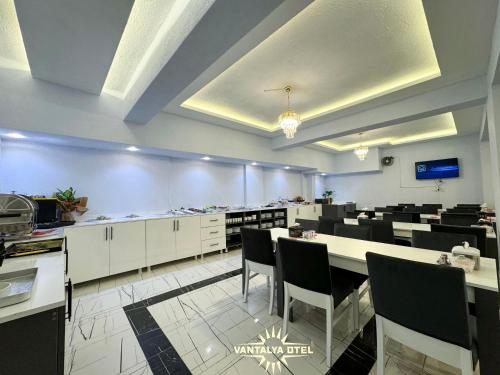 Фотография из галереи Vantalya Otel в городе Bostaniçi