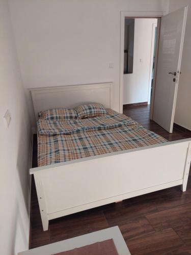 Postel nebo postele na pokoji v ubytování Centro apartman 2