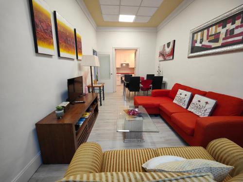 Χώρος καθιστικού στο Rua Nova Apartment 28, 3 Dormitorios, WIFI, PS4 y Netflix, a 200m Catedral