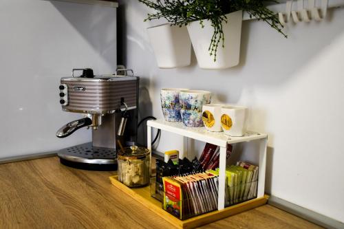 Príslušenstvo na prípravu kávy alebo čaju v ubytovaní Apartments Experience Zagreb