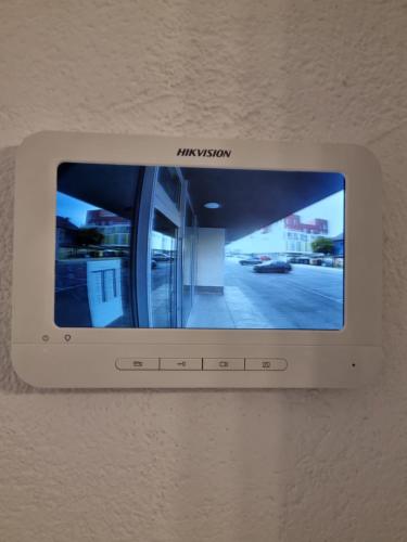 Μια τηλεόραση ή/και κέντρο ψυχαγωγίας στο Studio Apartman Dalma
