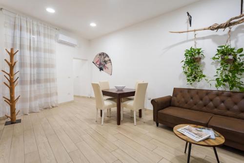 I Colori del Golfo 100sqm 2 Bedrooms Historic Center Naples Spaccanapoli & Duomo