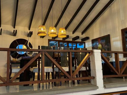 Restaurace v ubytování Hotel MACA lago calima