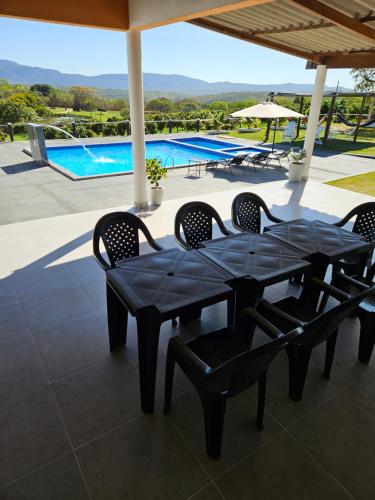 Bazén v ubytování Fazenda Nossa Senhora Aparecida nebo v jeho okolí