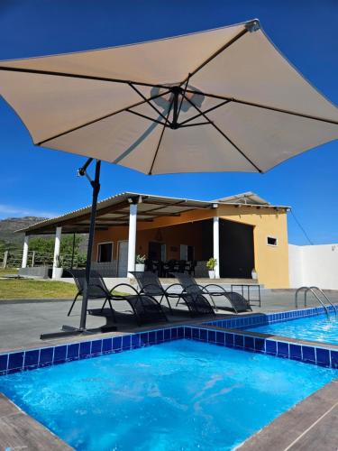 Bazén v ubytování Fazenda Nossa Senhora Aparecida nebo v jeho okolí