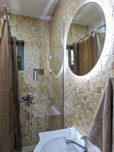 Ένα μπάνιο στο Vacation Home Miki 2