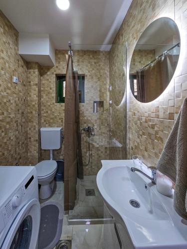 Ένα μπάνιο στο Vacation Home Miki 2