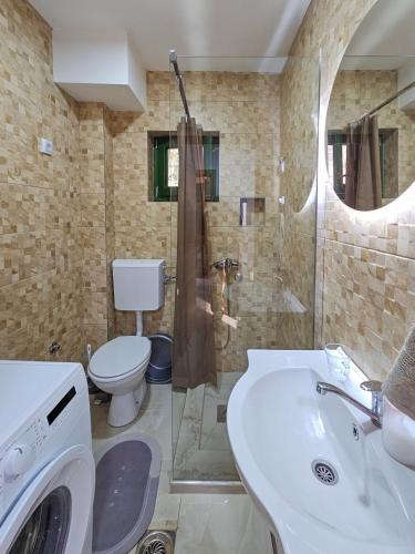 Ένα μπάνιο στο Vacation Home Miki 2
