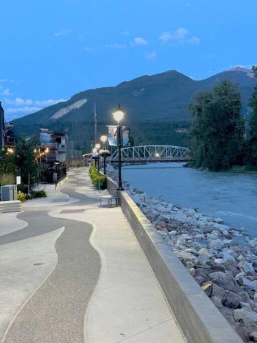 Gallery image of Downtown Alpine Suite in Golden