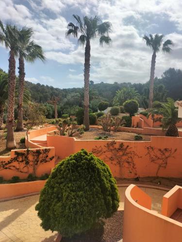 Taman di luar Son Bou by The Sea; home with a private garden