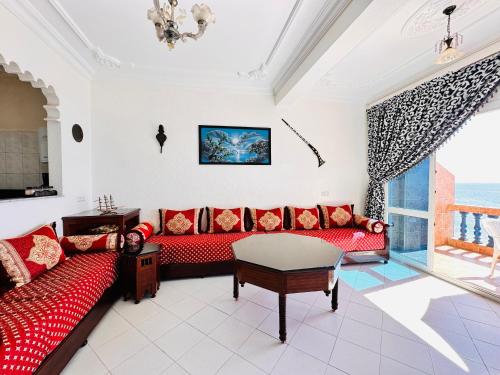 Voodi või voodid majutusasutuse Mar Azul Residences Taghazout toas