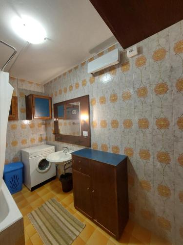 Ảnh trong thư viện ảnh của Bilocale Alberti - Ragada ở Madonna di Campiglio