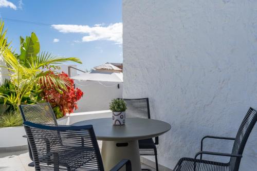 Luxury house with private heated pool in Nerja!