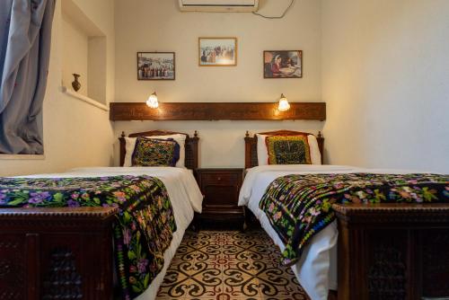 Katil atau katil-katil dalam bilik di Jerusalem Hotel