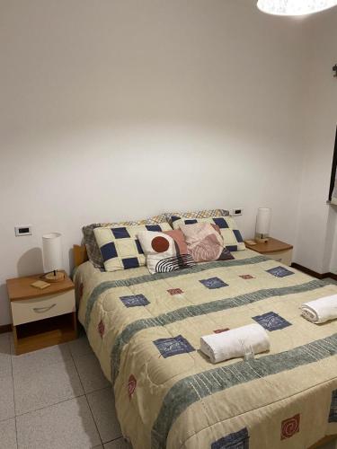 Gallery image of Matì 2 con navetta 25Eur in Lonate Pozzolo