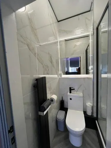101 Bold Street Apartments photo 30