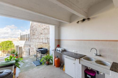Η κουζίνα ή μικρή κουζίνα στο YourHouse Cas Forner