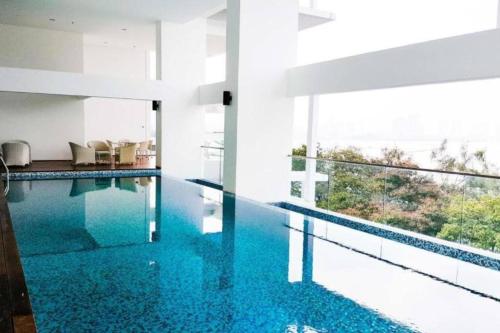 Πισίνα στο ή κοντά στο Seaview Premium Duplex in Gurney with WiFi & Full Kitchen 12B