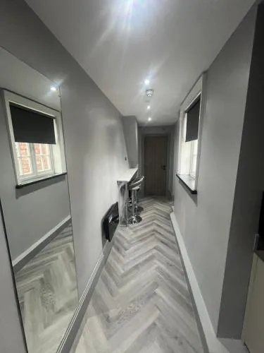 101 Bold Street Apartments photo 6