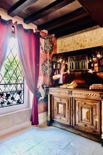 Lounge atau bar di Sorcier Magique & Expérience Immersive