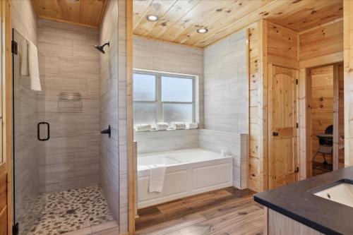 Bilik mandi di Woodland Cove