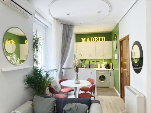 DISFRUTA del Barrio de las Letras Tu segundo hogar en Madrid