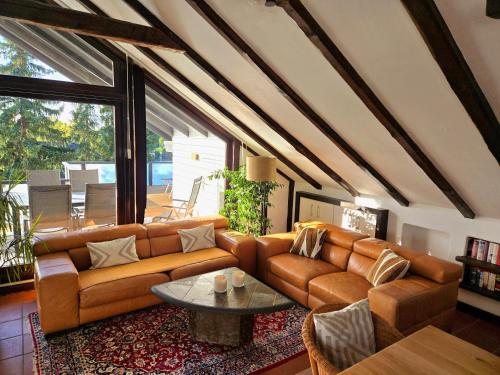 Χώρος καθιστικού στο Exklusive Dachgeschosswohnung mit Harzblick